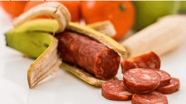 Casi pierde el pene debido a su abundante vello púbico