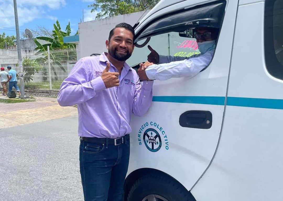 ¿Quién es Beto López? El abogado y servidor público que busca representar al Distrito 10 en el Congreso