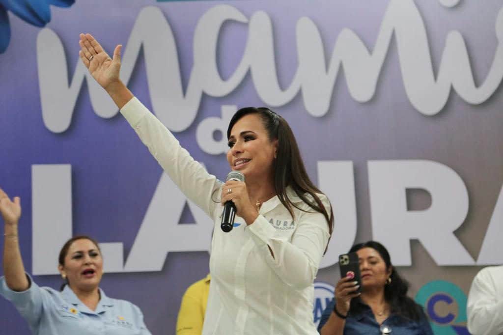 Denuncian ante la FGR a Laura Fernández; "están desesperados" responde