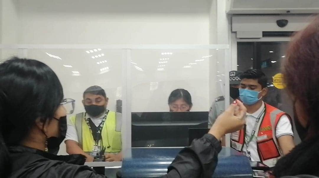 De nuevo Viva Aerobus: varados de madrugada en Cancún 6 horas