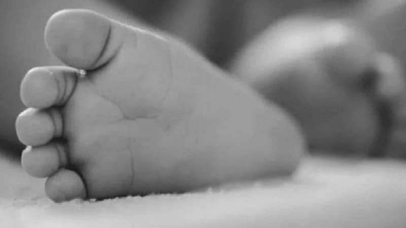 Joven le quita la vida a su bebé de 13 puñaladas en Tijuana