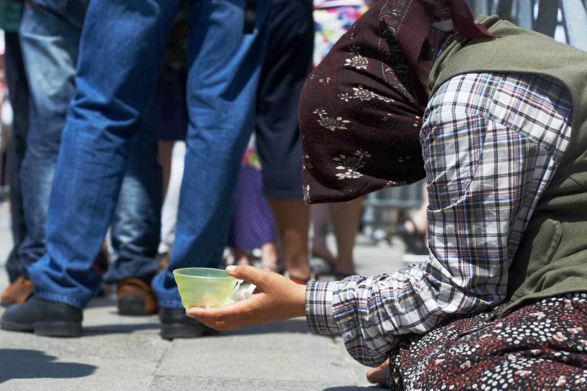 Mujer que pedía limosnas en la calle gana premio de más de 26 millones de pesos