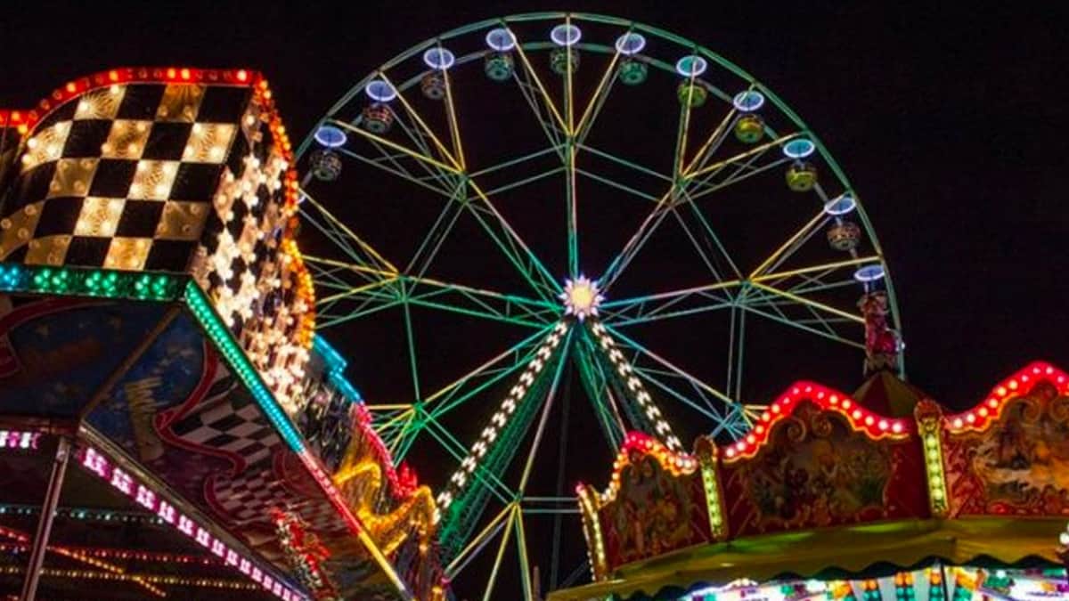 Adolescente pierde la vida tras caer de rueda de la fortuna en Edomex