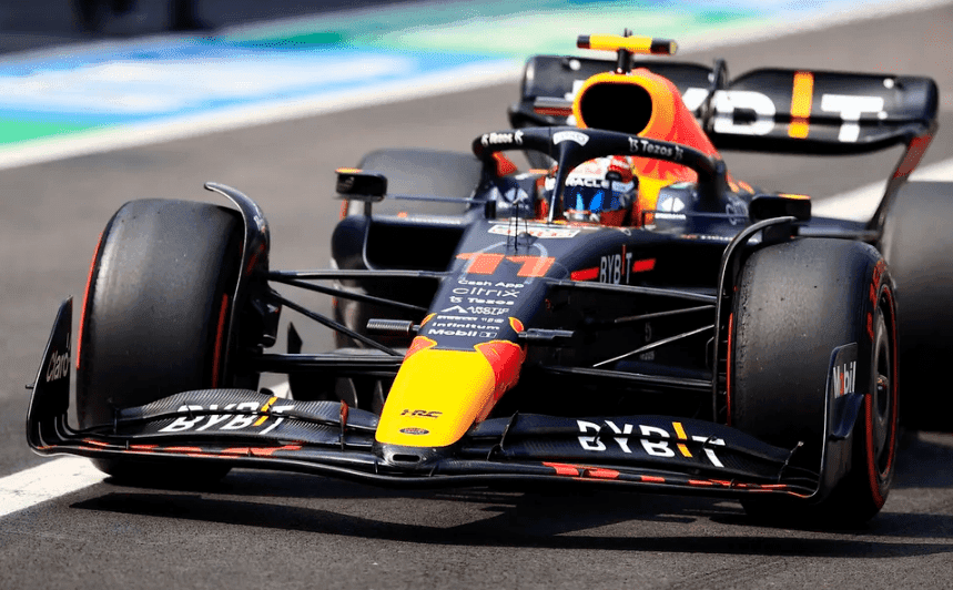 Checo Pérez termina quinto en la PL3 del Gran Premio de México