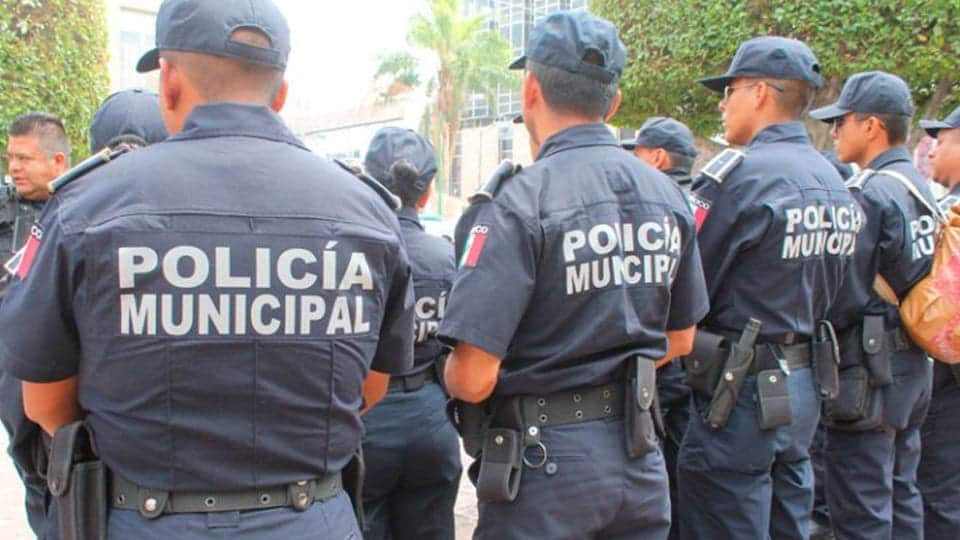 Suspenden a 5 policías municipales en Cozumel por su presunta relación con un intento de ejecución