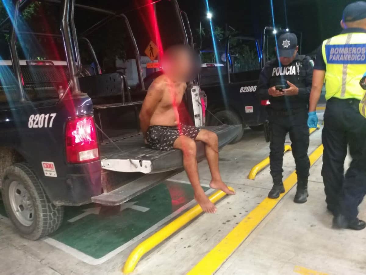 Intentan linchar a hombre que presuntamente mostraba sus partes íntimas a niños, en Playa del Carmen