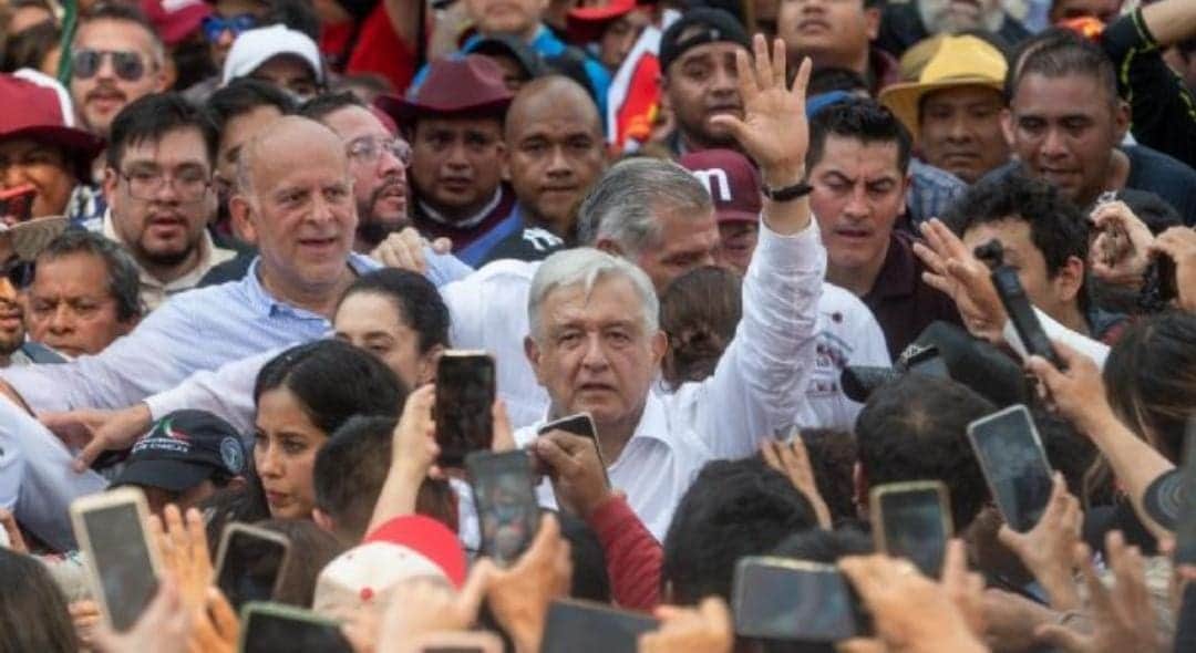 Video: Senadores de la oposición denuncian la marcha de AMLO ante el INE