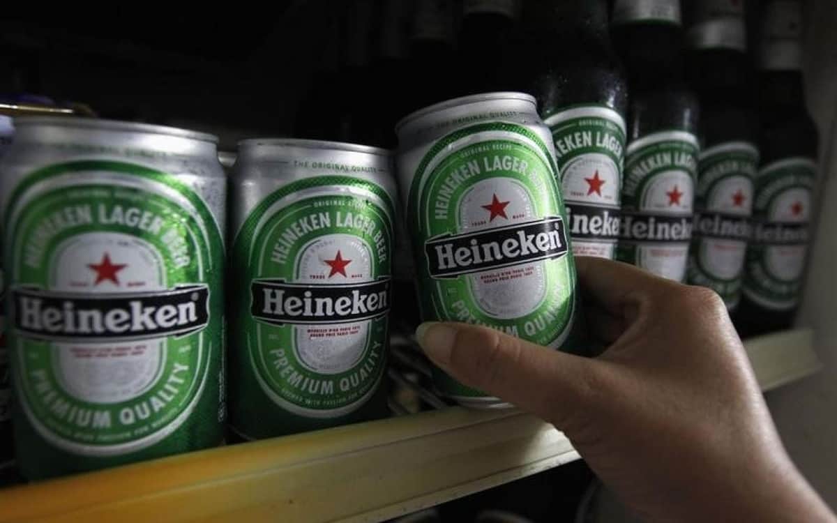 Femsa se despide de Heineken al vender todas sus acciones para pagar deuda