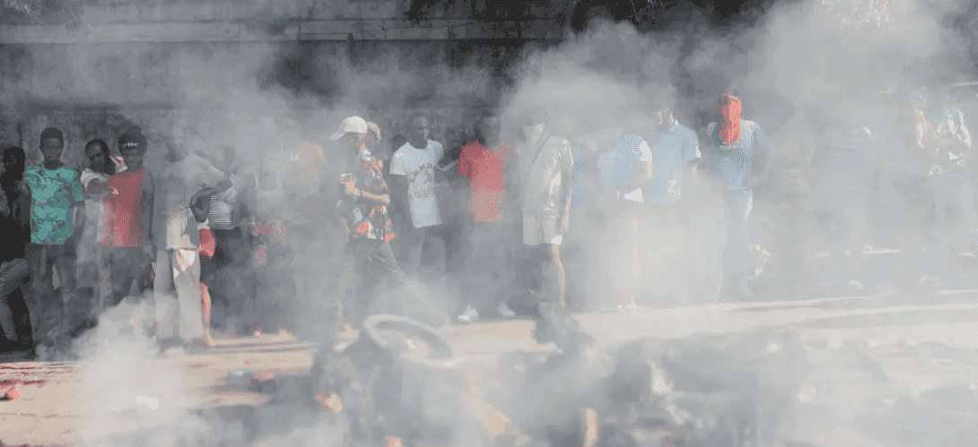 Golpean y queman vivos a 14 supuestos pandilleros en Haití