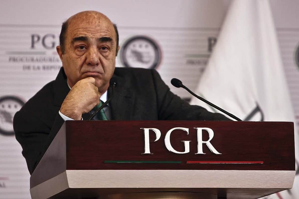 FGR imputa a Murillo Karam por tortura a detenido en caso Ayotzinapa