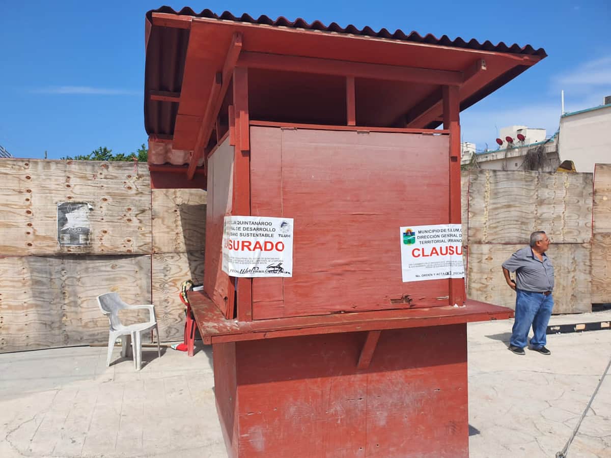 Retiran a jaladores y clausuran módulos ilegales de la Zona Arqueológica de Tulum
