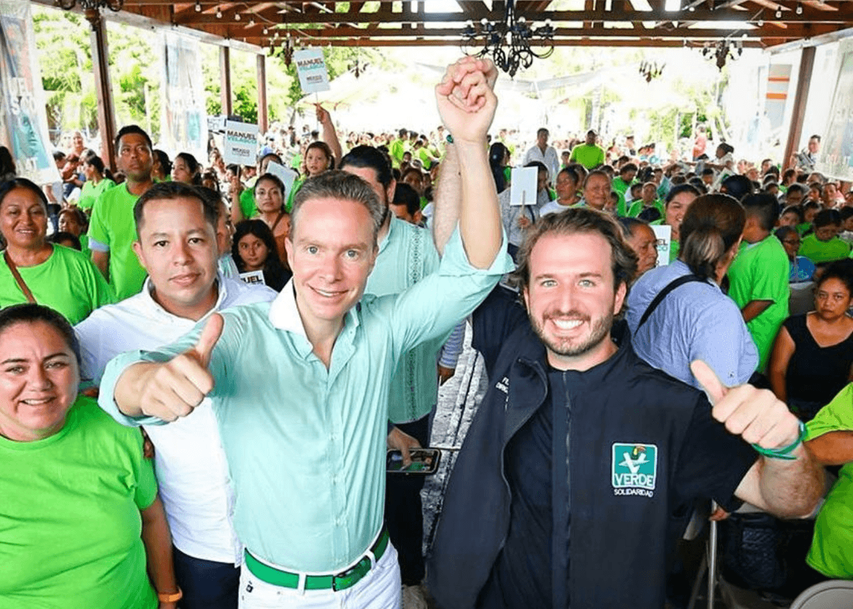 En Playa del Carmen, Manuel Velasco reconoce trabajo de Fernando Muñoz, dirigente municipal del Partido Verde
