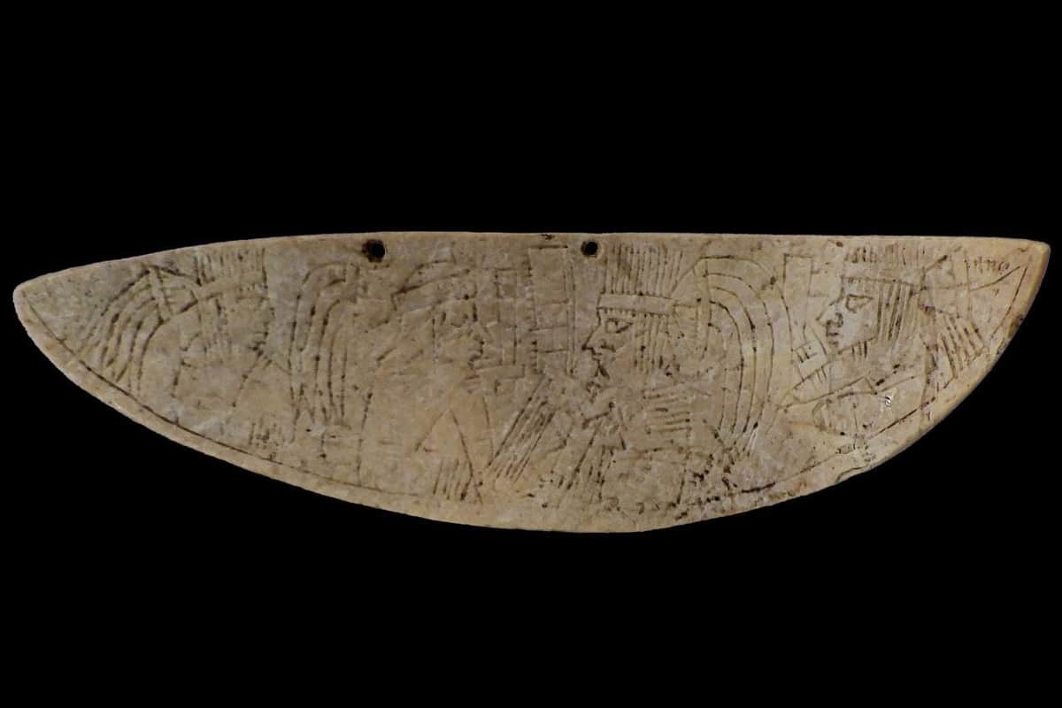 Hallan gargantilla prehispánica en obras del Tren Maya