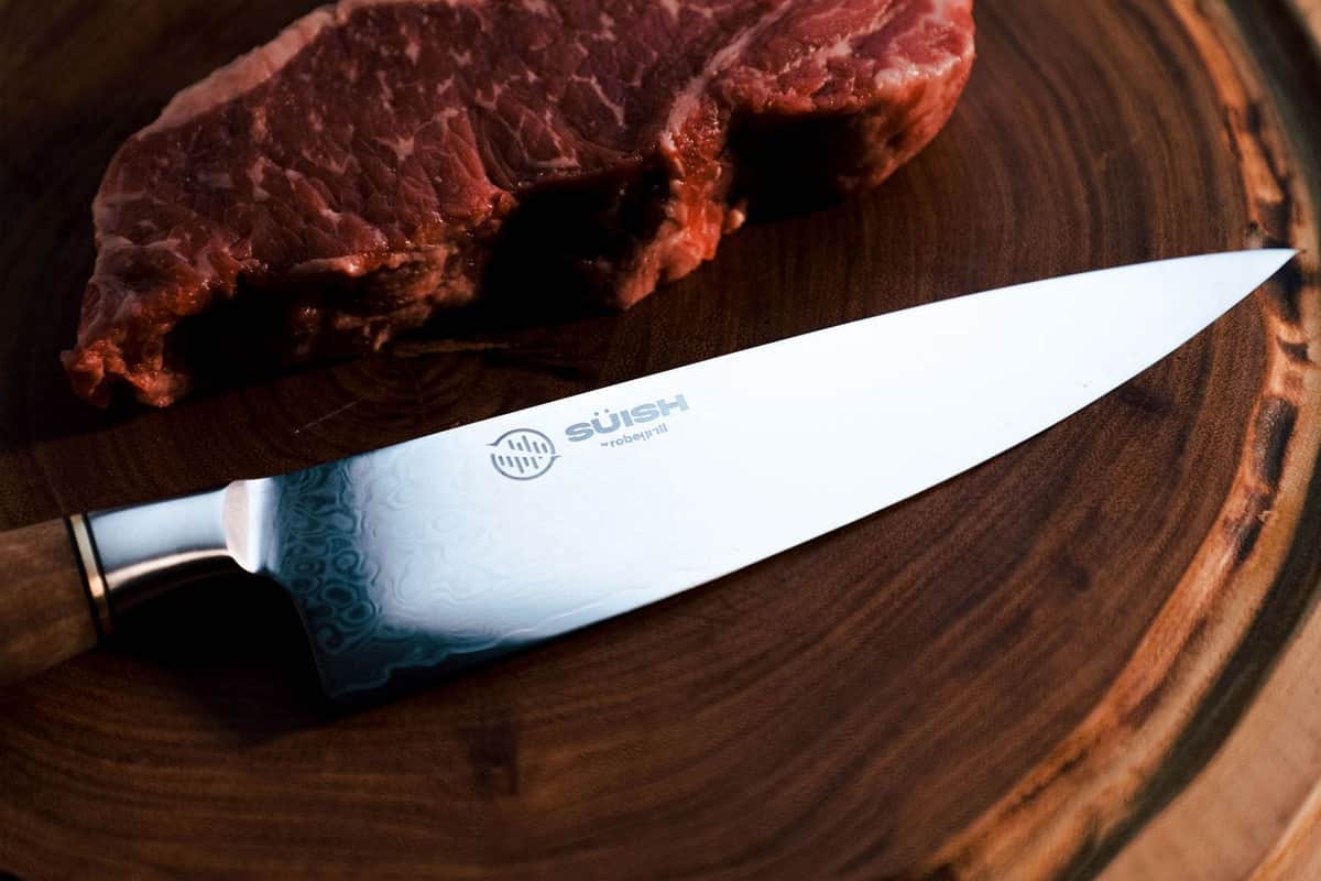 Crueldad animal: Hombre asesina a la mascota de su pareja y la obliga a comérsela