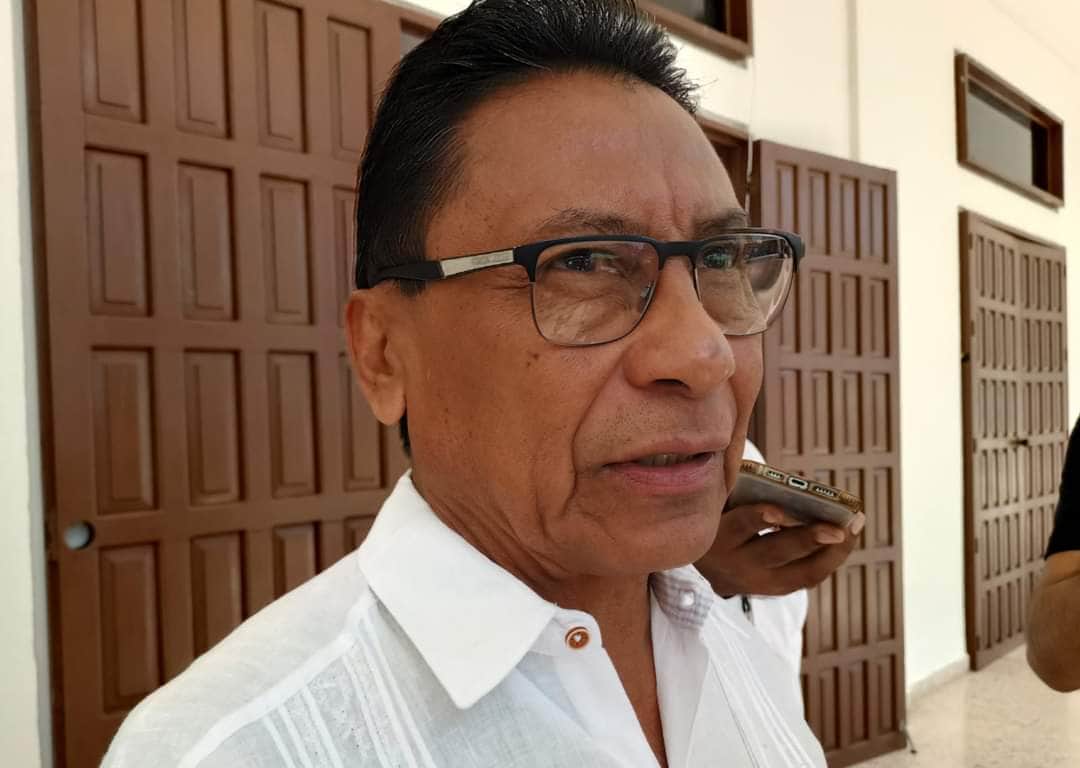 Se prepara SEQ para cumplir sin contratiempos con entrega de uniformes gratuitos