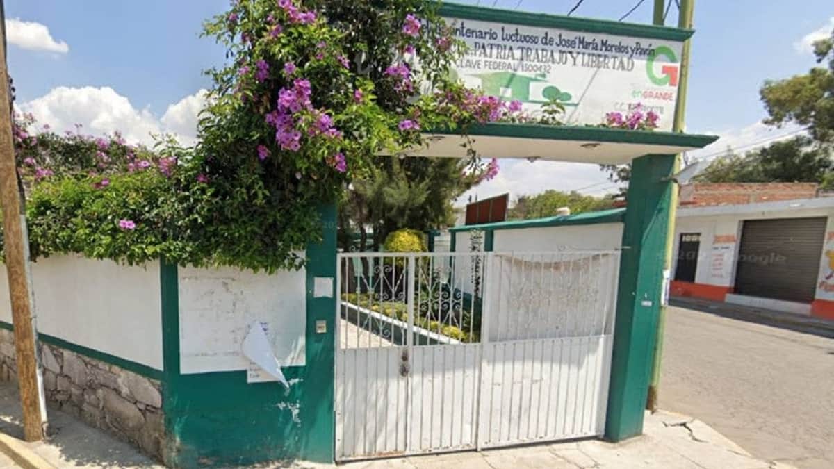 Encuentran a alumna muerta en baños de primaria de Acolman, Edomex