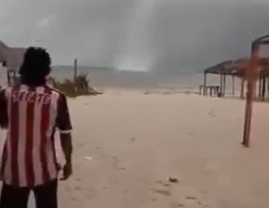 VIDEO: Reportan que se formó otra tromba marina, esta vez en el Puerto de Celestún, Yucatán