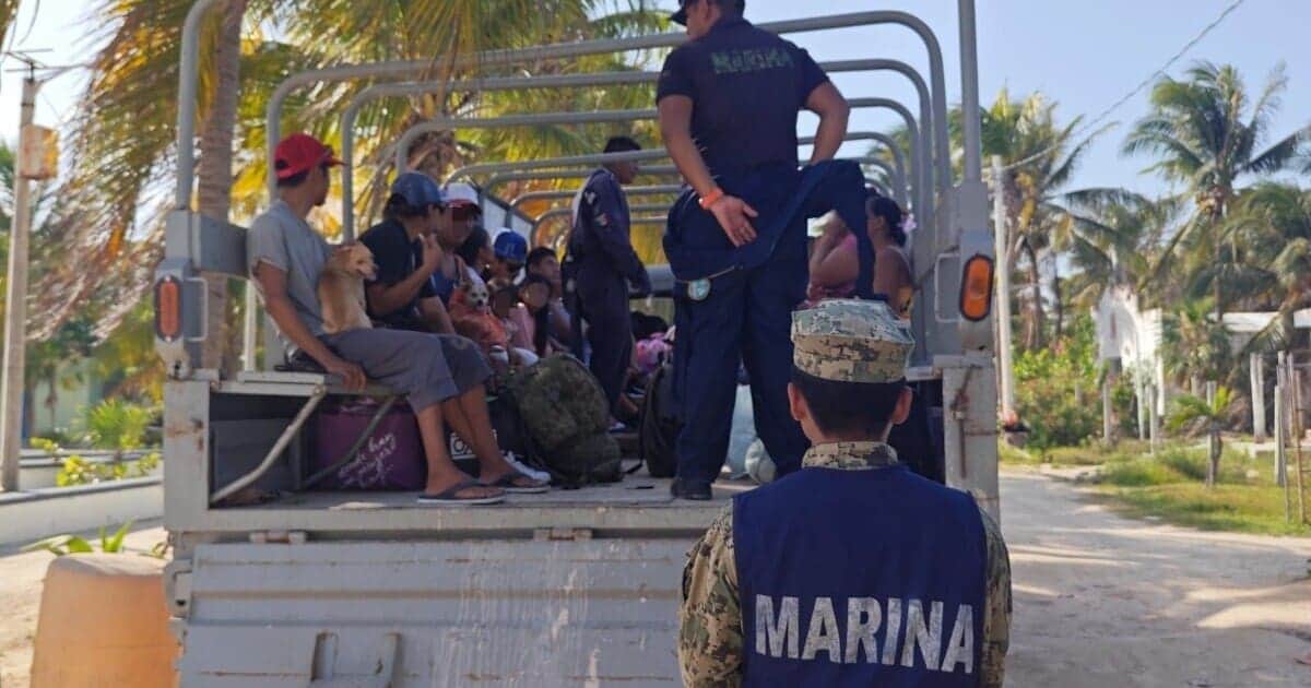 Realiza Marina patrullajes en Quintana Roo para evitar rapiña tras paso del huracán Beryl