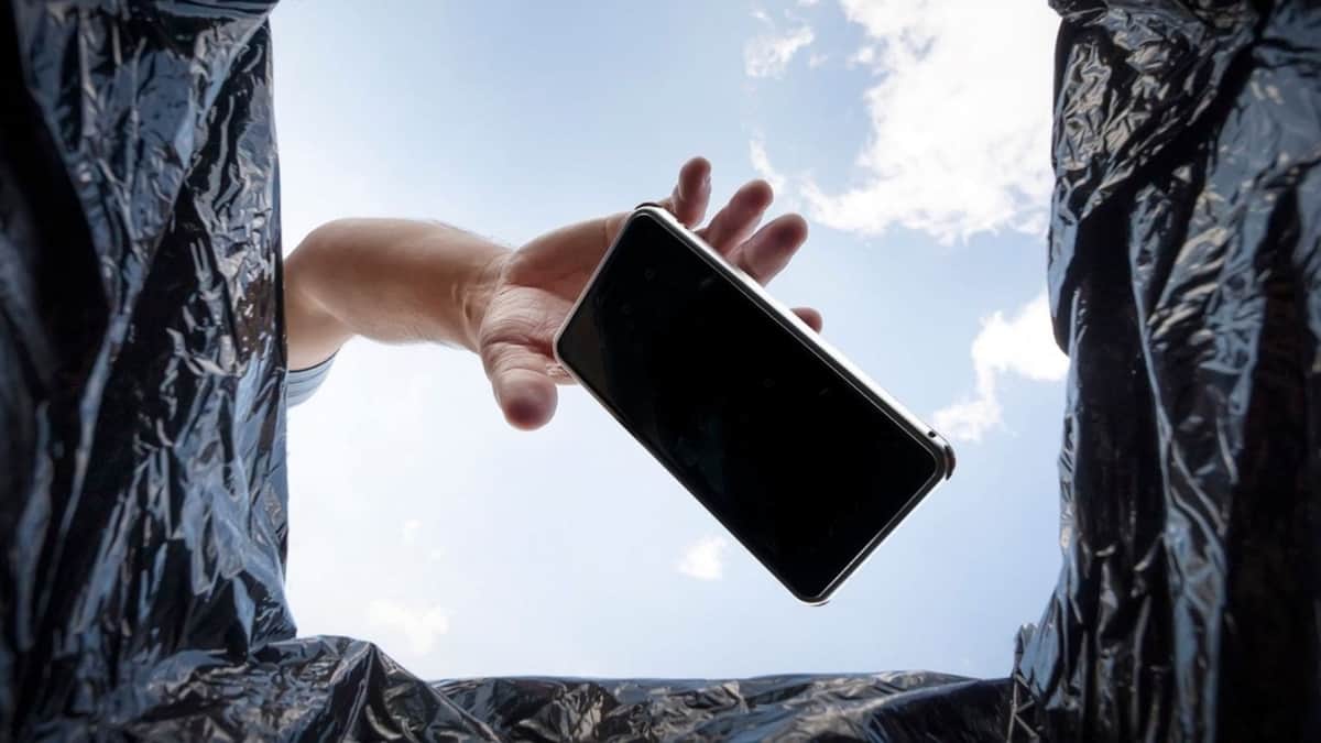 Mark Zuckerberg predice el fin de los celulares para 2030