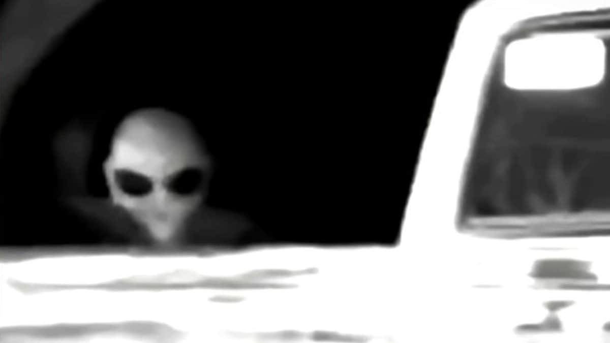 Video: Jaime Maussan presenta evidencia de supuesto extraterrestre en Tamaulipas