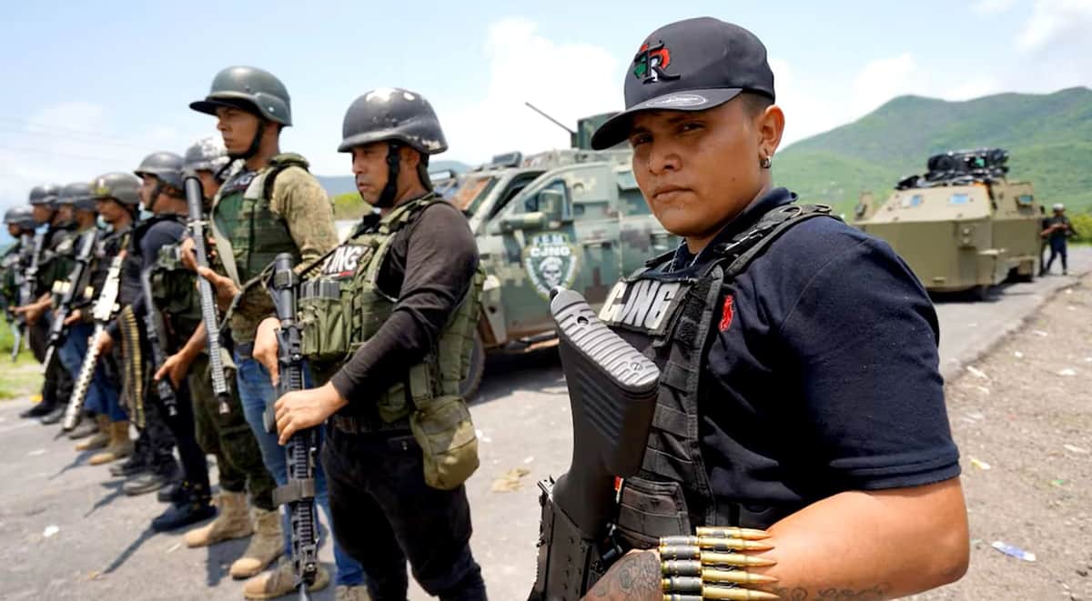 Recluta CJNG con engaños a mercenario colombiano; "prefiero la guerra en Ucrania", dice