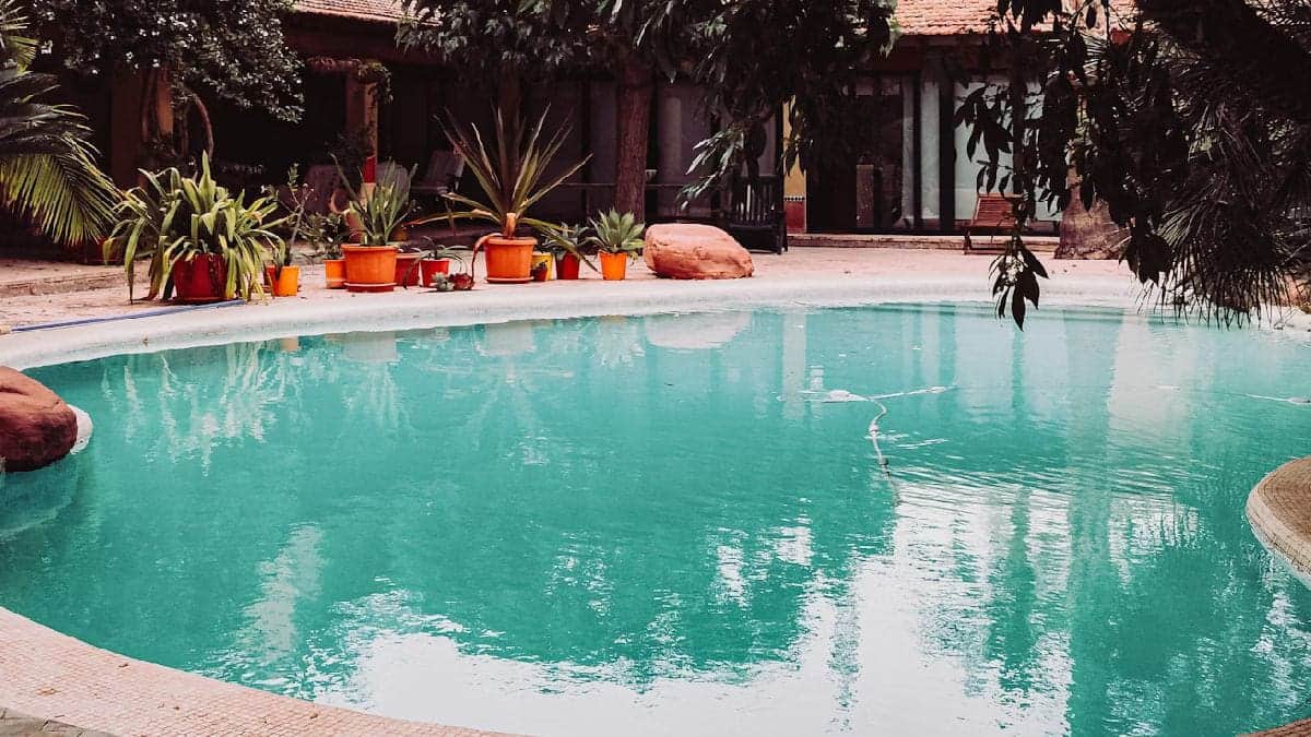 Bebé muere ahogado en alberca de Nuevo León