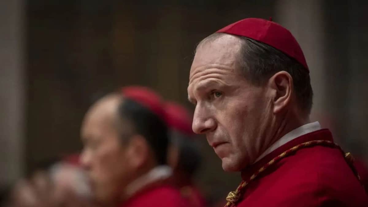 Cardenales vieron la película de "Cónclave" para entender el proceso real para elegir al nuevo Papa