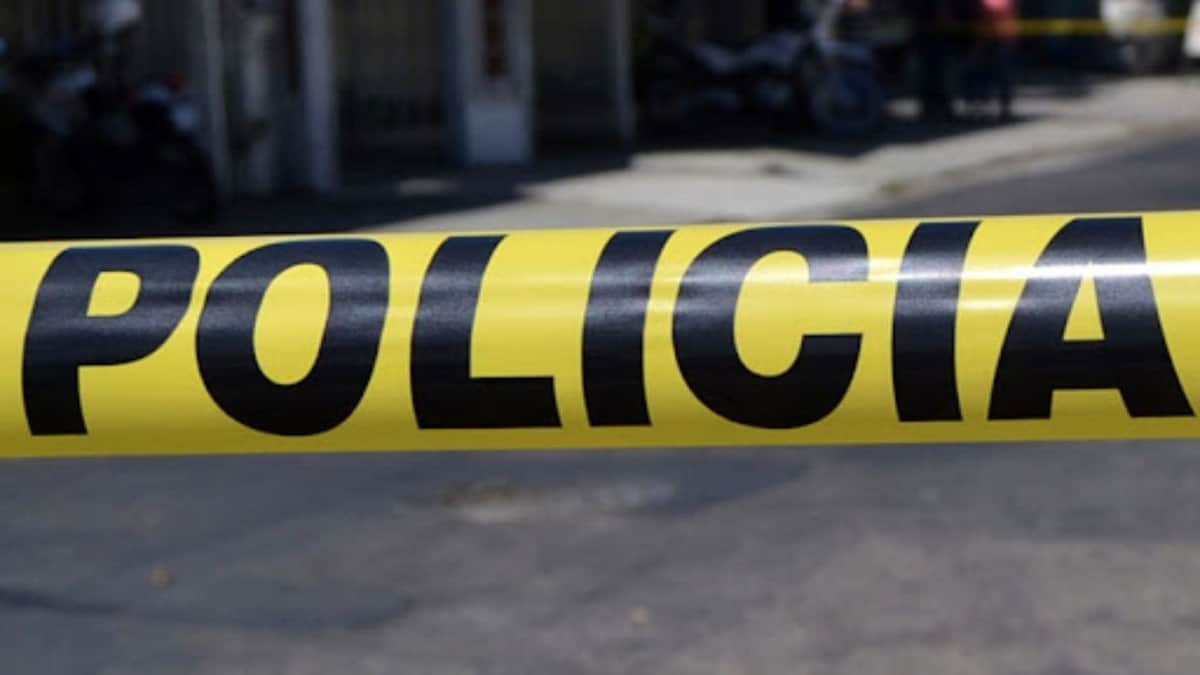 Adulto mayor muere atragantado mientras comía tacos en un puesto callejero en Nuevo León