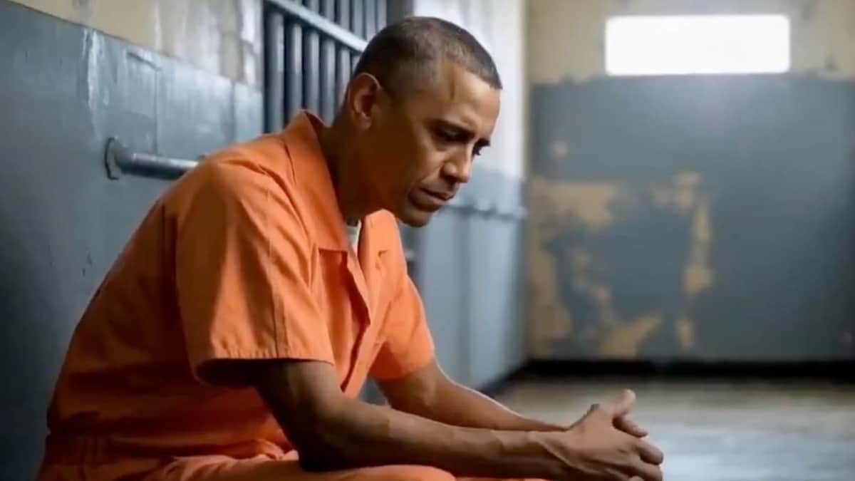 Donald Trump causa polémica por video generado con IA en el que arresta a Barack Obama