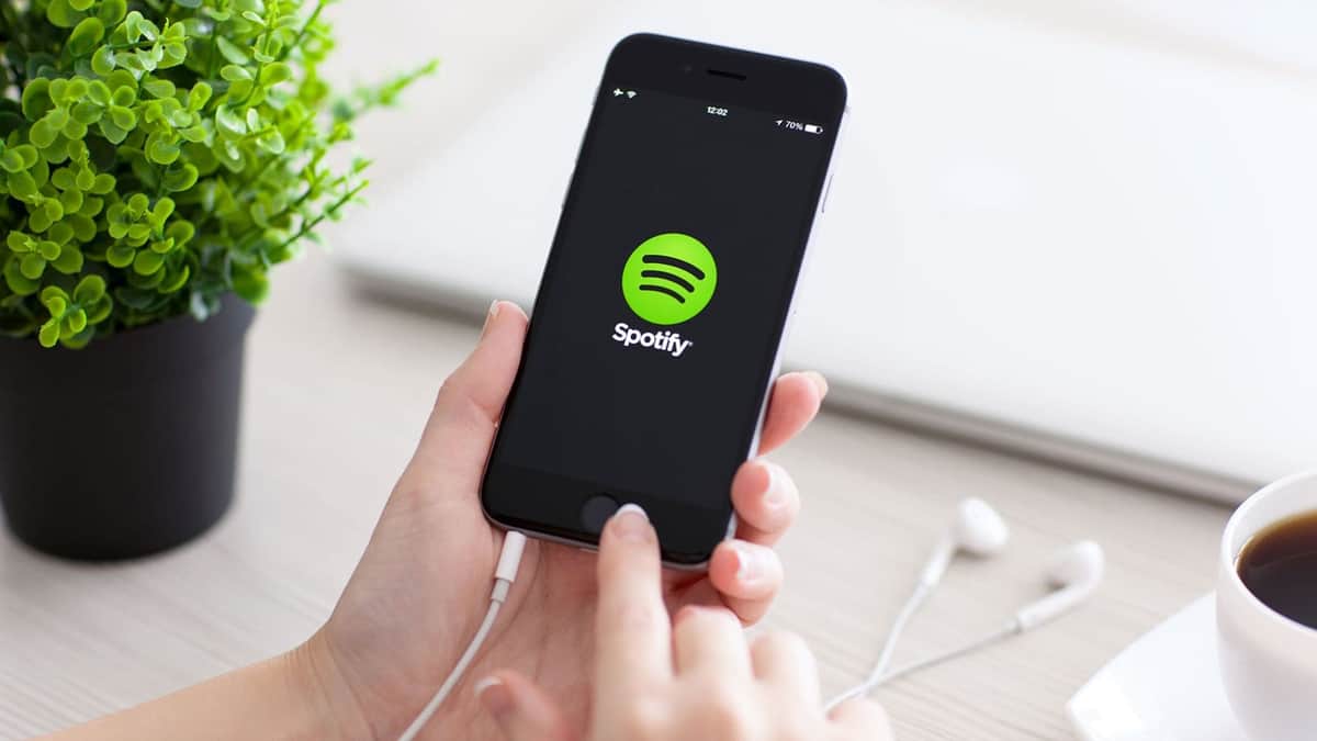 Anuncia Spotify subida de precios en todos sus planes para México