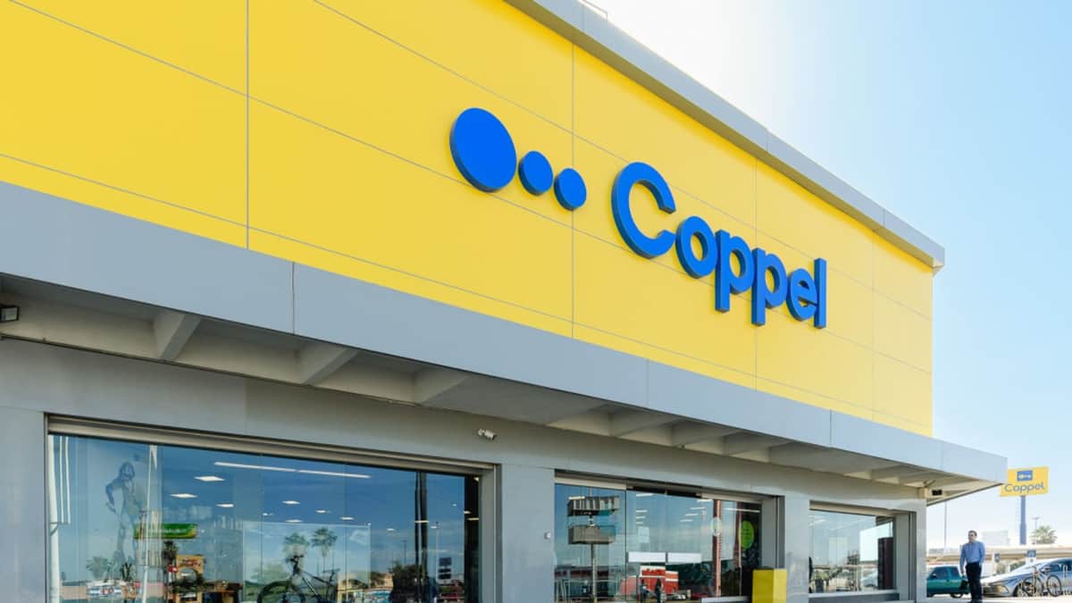 Detienen a mujer tras robar 10 mil pesos en mercancía de tienda Coppel en Monterrey, Nuevo León