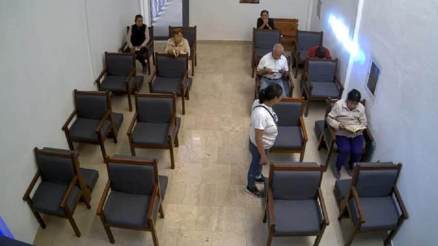 Video: Adultos mayores son asaltados mientras rezaban en una capilla en León, Guanajuato