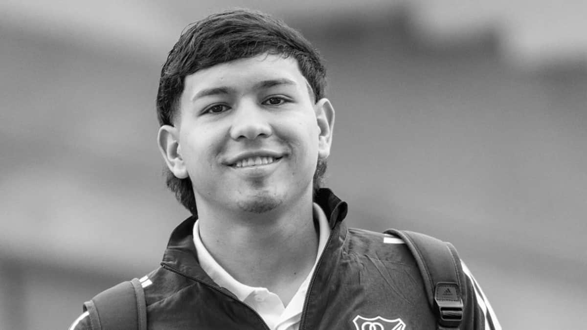 Fallece futbolista de 18 años tras desvanecerse en pleno partido en Bogotá, Colombia