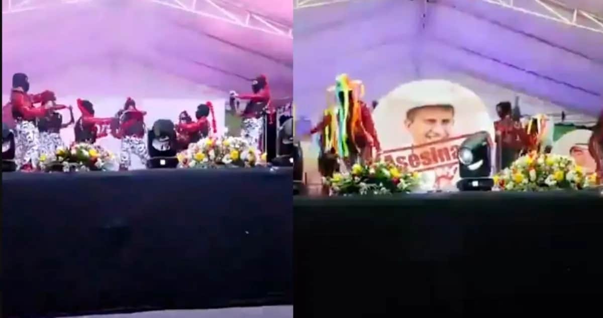 Estudiantes bailan con armas falsas y fotos de alcaldes asesinados en Michoacán