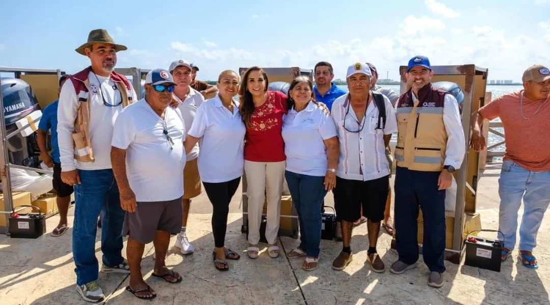 Mara Lezama entrega más de 8 mdp de equipo a pescadores de Q. Roo