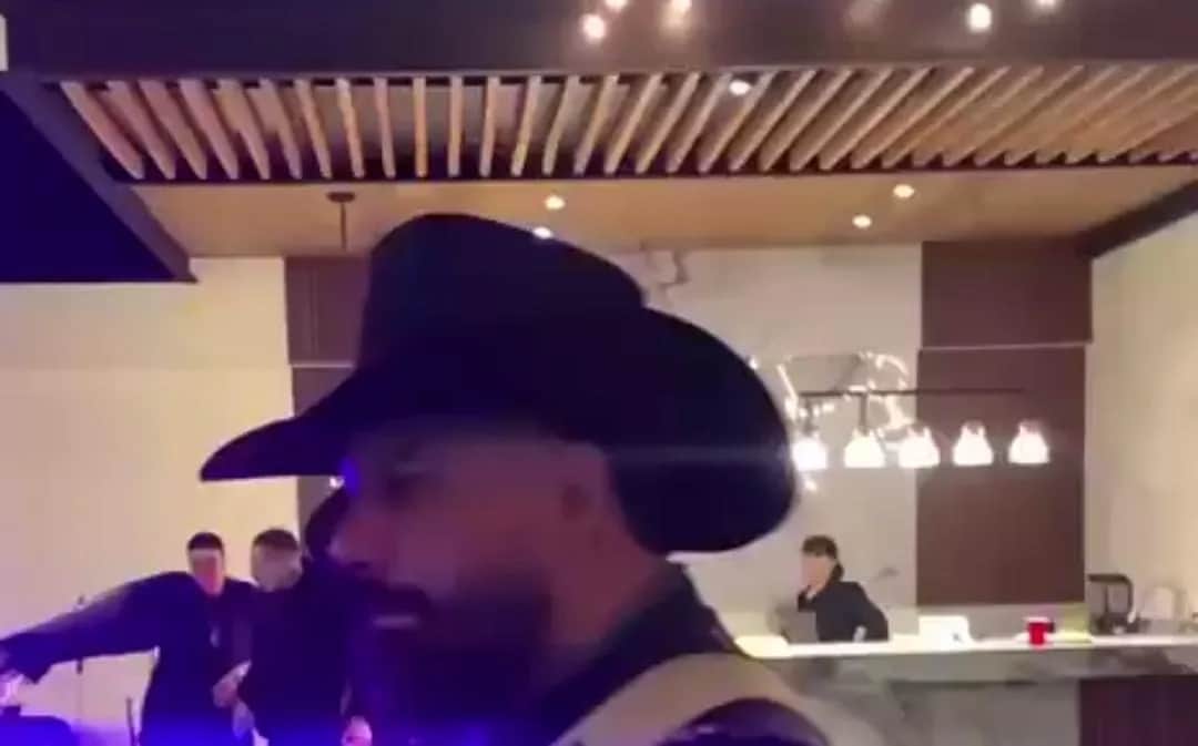 Sujeto contrata a músicos para fiesta y mata a vocalista en Tijuana