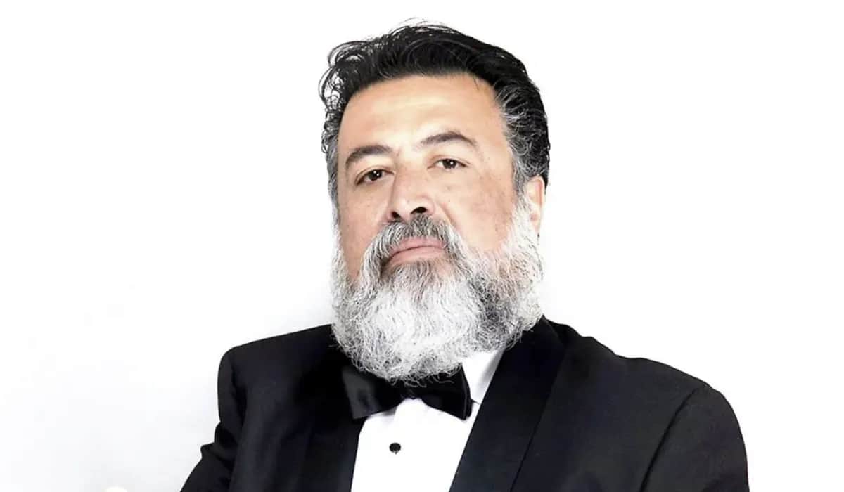 Bajista de Molotov se burla de Morena con frase del “PRIAN”