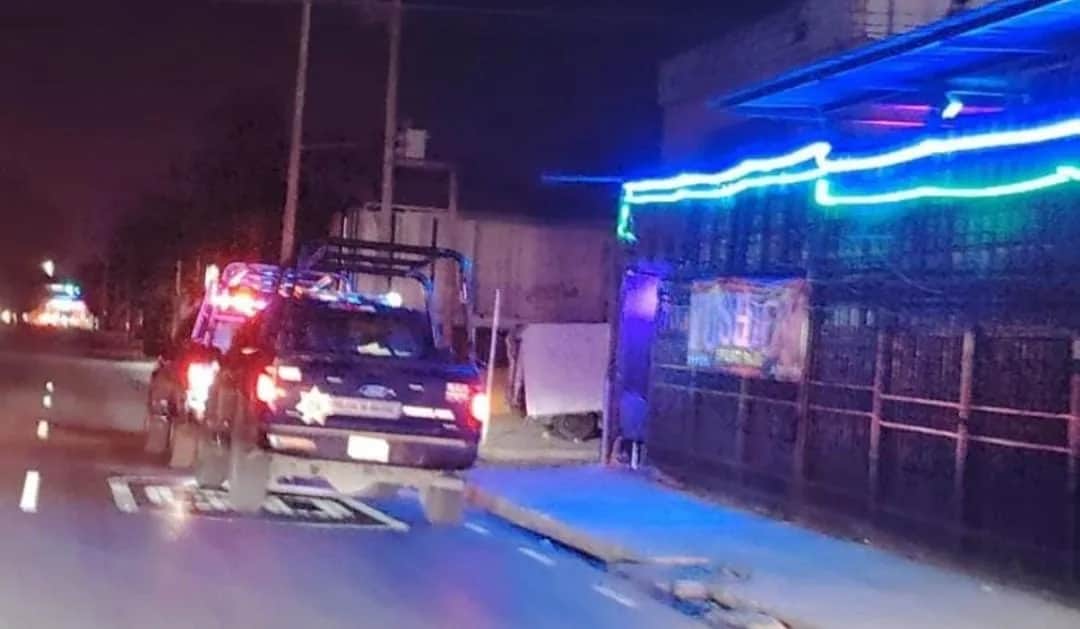 Lesionan a cinco personas tras ataque en bar de Cancún