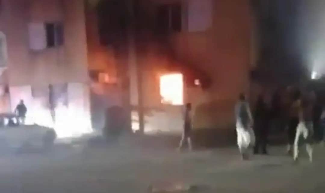 Fallecen madre e hijo durante incendio en Cancún