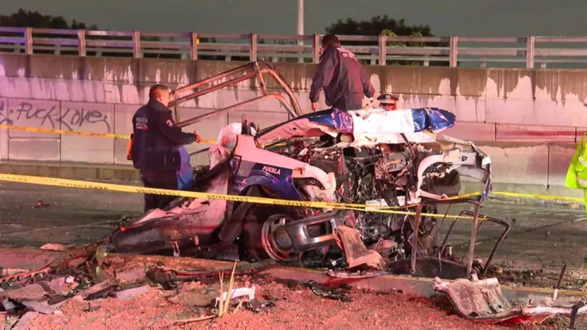 Video: Muere policía tras impactarse contra un pilar en la autopista México-Puebla