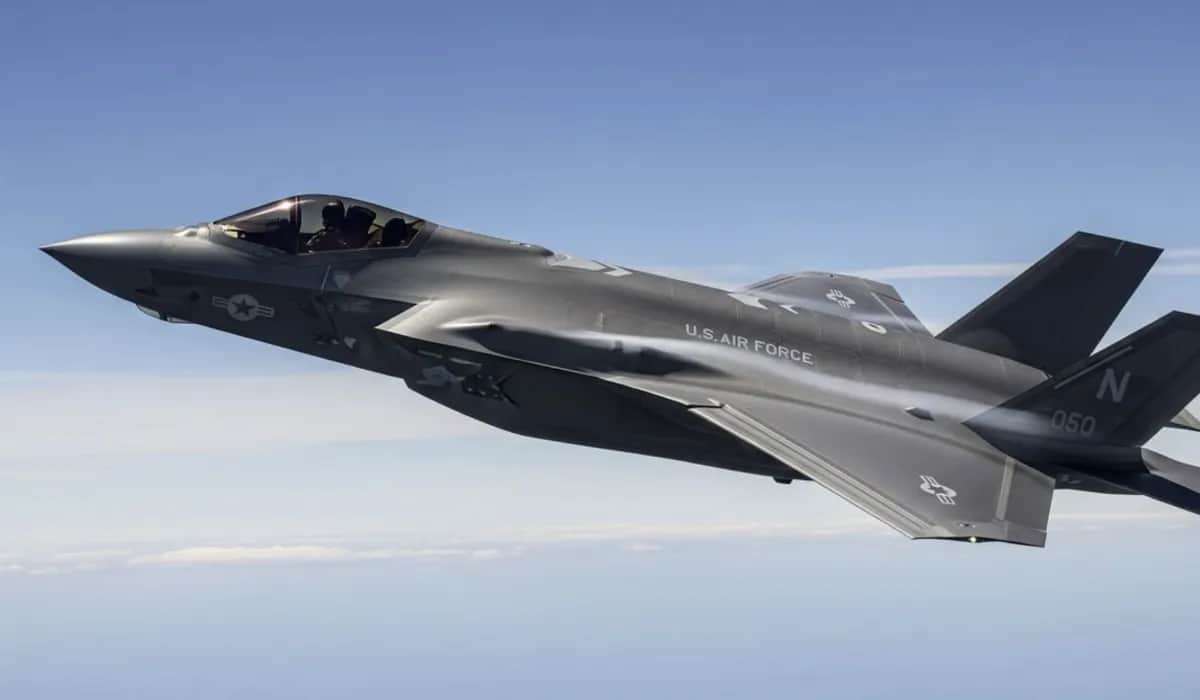 Derriban avión militar de Estados Unidos en Irán