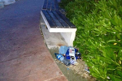 Lleno de basura el malecón Oriente