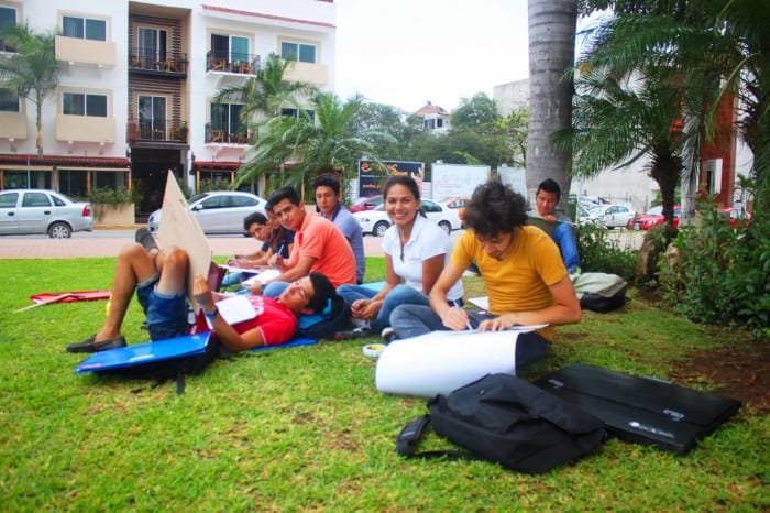 Estudiantes de Arquitectura critican desarrollo urbano de Playa del Carmen