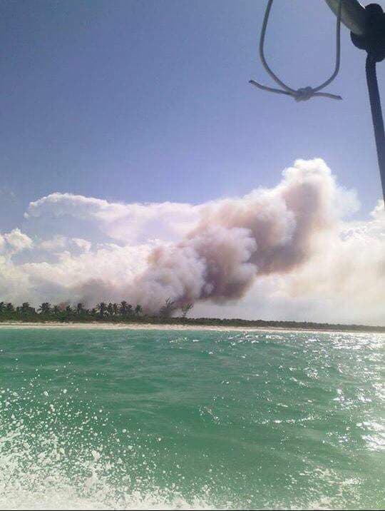 Incendio en Holbox consume más de 40 hectáreas