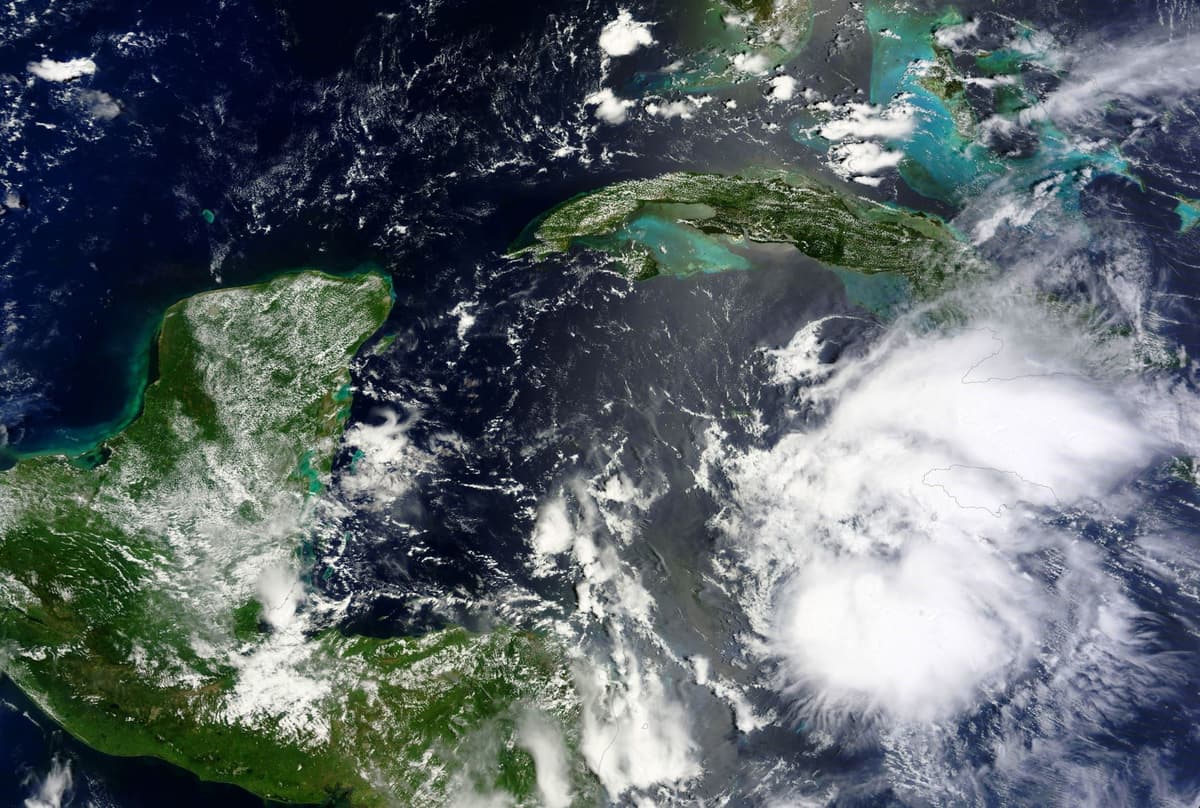 Huracán Matthew es una amenaza para Jamaica
