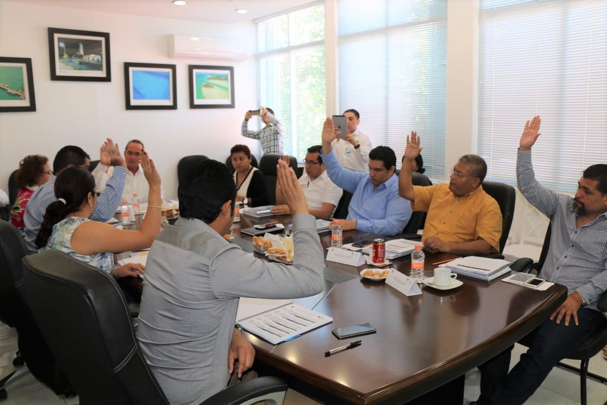 APIQROO aprueba programas de regularización de infraestructura portuaria