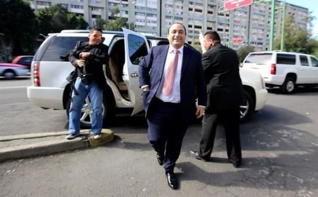 Roberto Borge sigue perdiendo privilegios, le quitan 11 escoltas