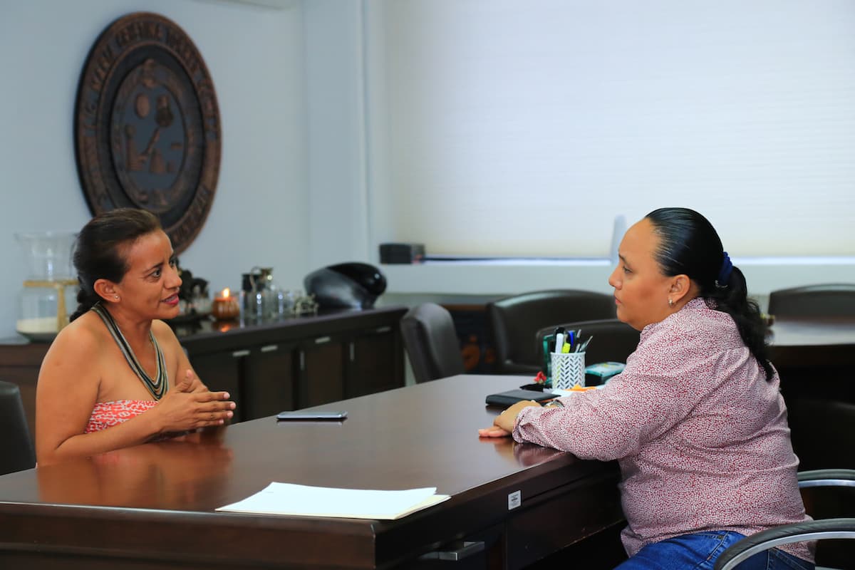 Solidarenses platican con Cristina en el programa Solidaridad Dialoga