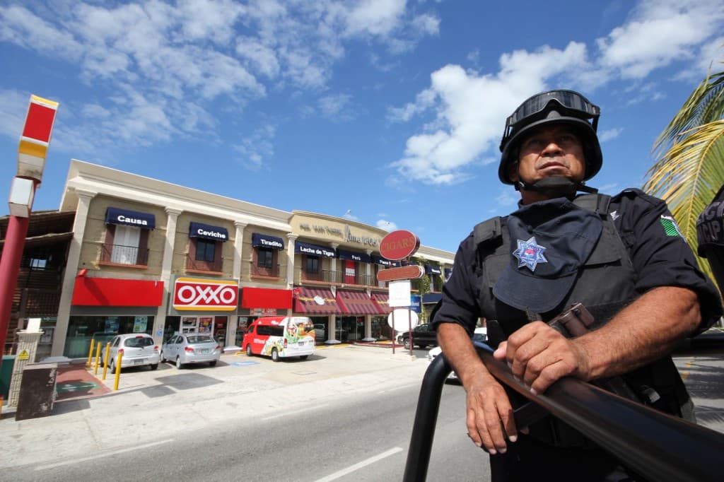 Ola de violencia genera cambios en la policía de Cancún