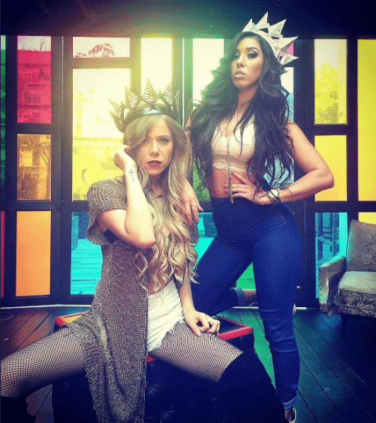 Enloquece e insulta en filmación, surge #LadyRacista